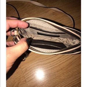 Michael Kors Bags - Michael Kors Jet Set Crossbody Bag Michael Kors Bags - Michael Kors Jet Set Crossbody Bag